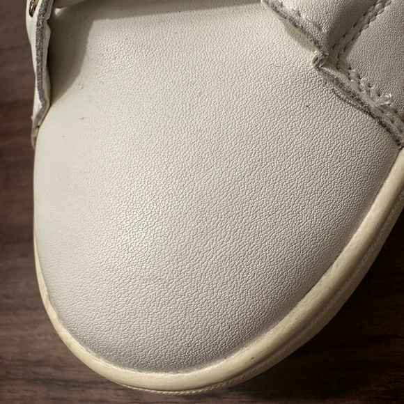 J/SLIDES Hilton White and Gold Platform Sneakers - Women’s Size 8 - Picture 5 of 14